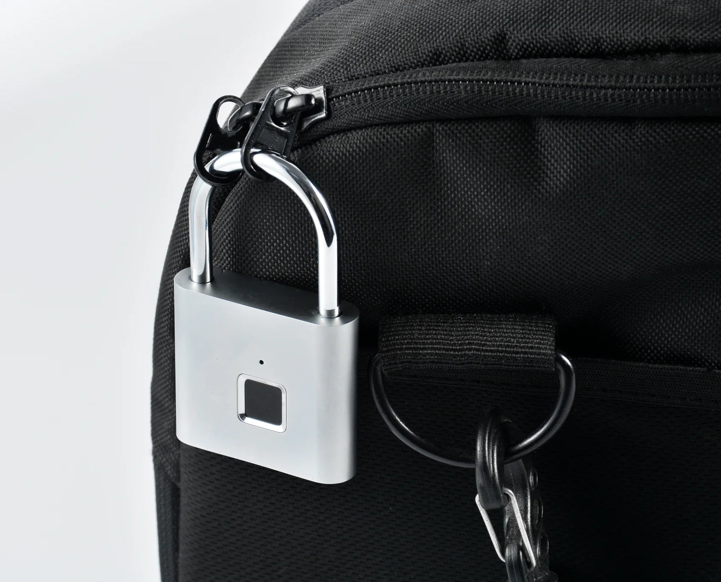 Waterproof Ip54 Smart Digital Alarm Fingerprint Pad Lock Smart Biometric Fingerprint Padlock for Box Bag Bike Door Warehouse